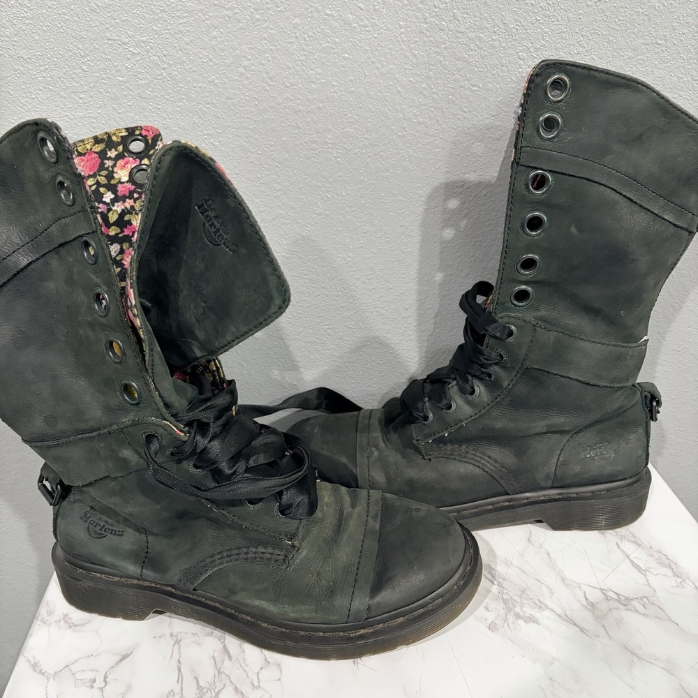 Dr. Martens Triumph 1914 Women's Boots Dark Green Floral Lined Fold-Over Size 9